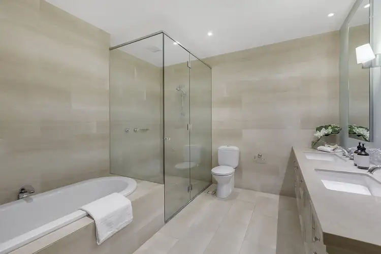 Fifth view of Homely apartment listing, 404/1 Wallace Avenue, Toorak VIC 3142