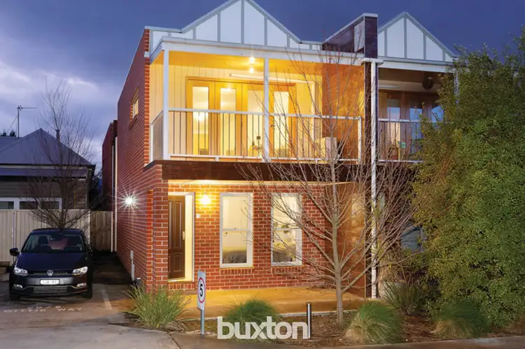 8 Wittig Way, Golden Point VIC 3350