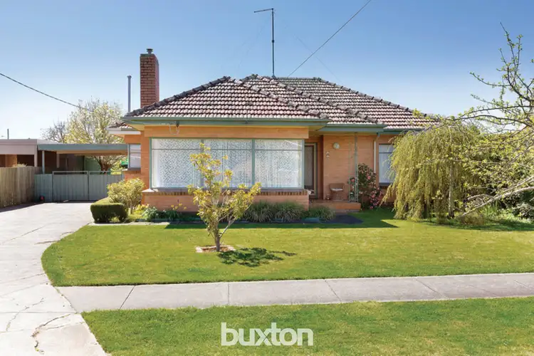18 Fisher Street, Wendouree VIC 3355