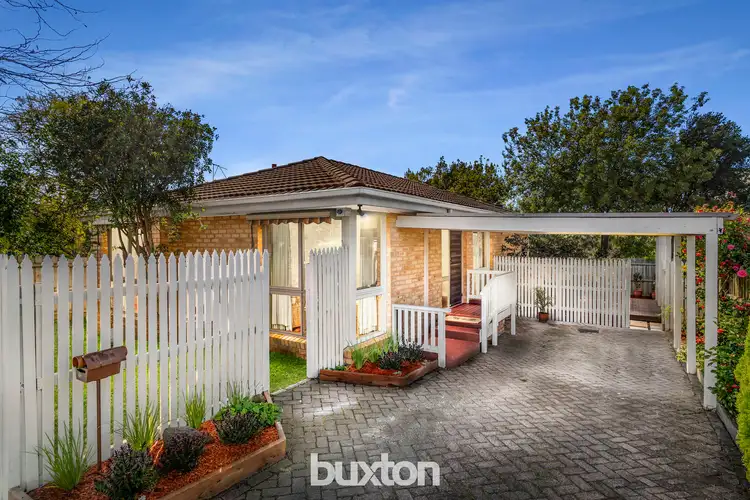 25 Scott Grove, Burwood VIC 3125
