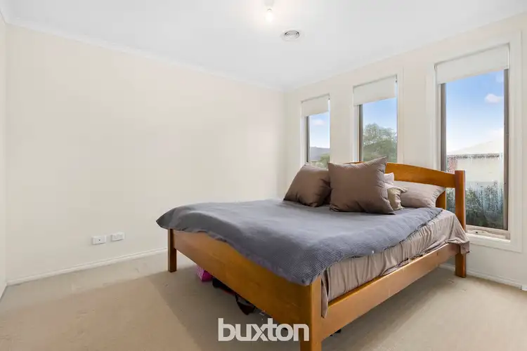 Fifth view of Homely house listing, 2 Rammer Way, Cranbourne East VIC 3977