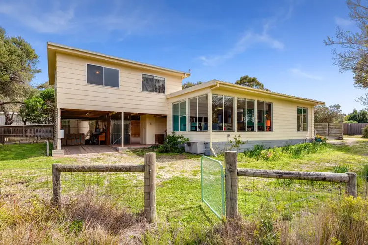 3 Swan Parade, St Leonards VIC 3223