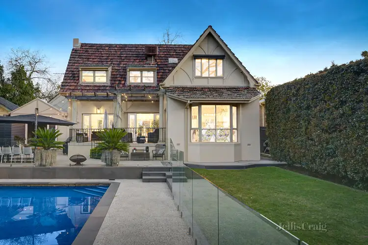 11 Gordon Crescent, Blackburn VIC 3130