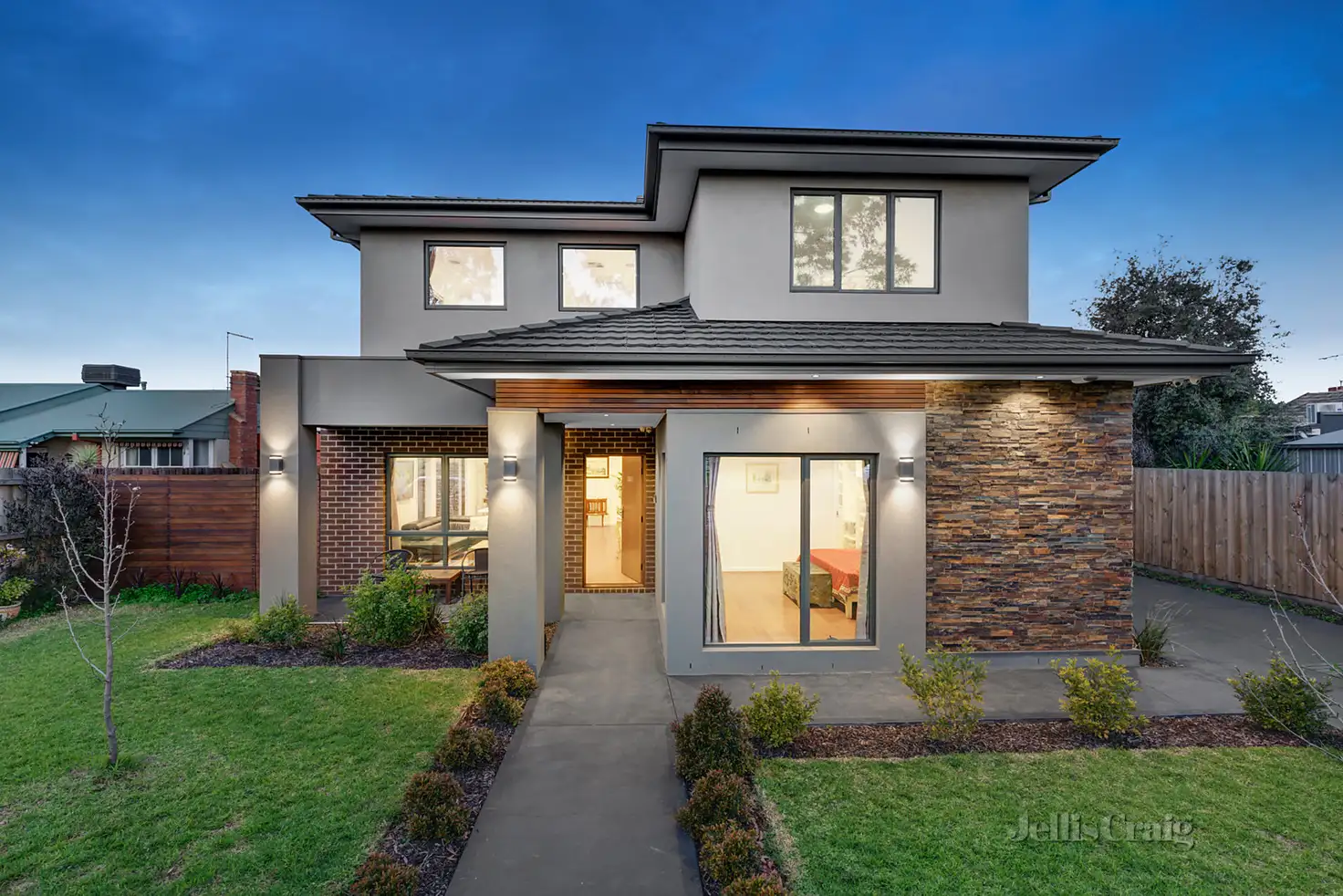 Main view of Homely townhouse listing, 1/102 Oriel Road, Bellfield VIC 3081