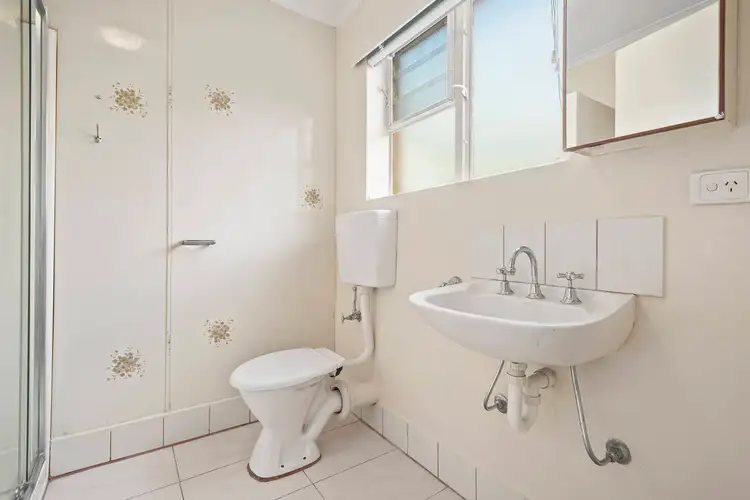 Sixth view of Homely apartment listing, 2/226 Maribyrnong Road, Moonee Ponds VIC 3039