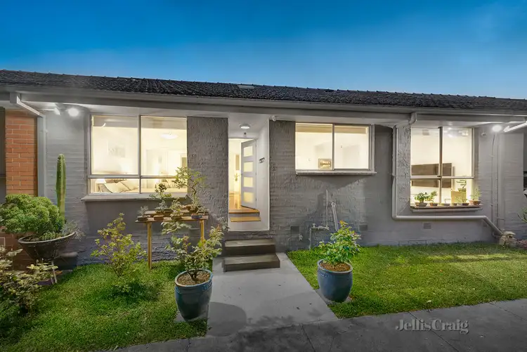 2/97 Rowans Road, Moorabbin VIC 3189