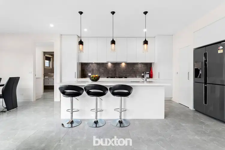Fifth view of Homely townhouse listing, 2/433 Warrigal Road, Burwood VIC 3125