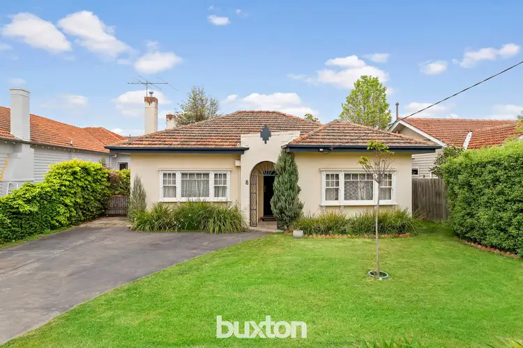 8 Chester Street, Glen Iris VIC 3146