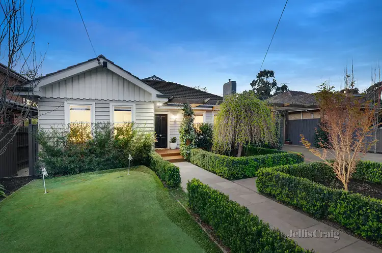 Second view of Homely house listing, 3 Sinclair Crescent, Macleod VIC 3085