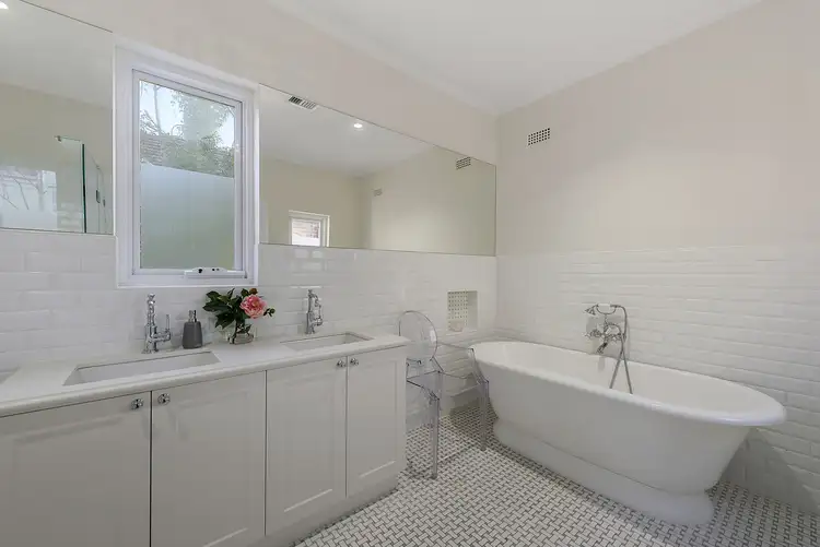 Sixth view of Homely house listing, 5 Kyeamba Grove, Toorak VIC 3142