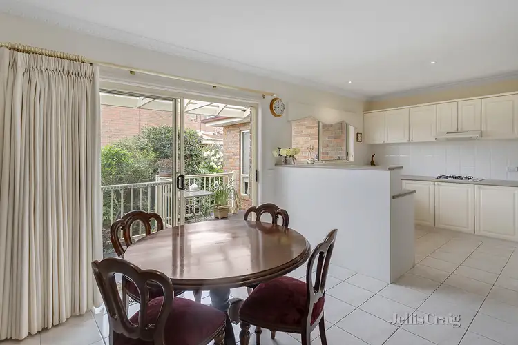 Third view of Homely unit listing, 2/27 Ellesmere Parade, Rosanna VIC 3084
