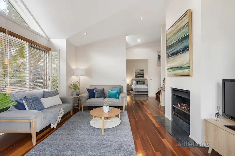 Second view of Homely house listing, 2/39 Henry Street, Eltham VIC 3095