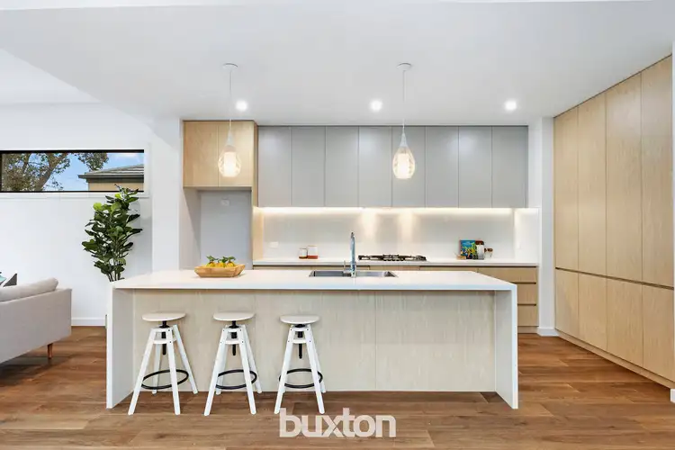 Fourth view of Homely townhouse listing, 1/5 McLaren Street, Mount Waverley VIC 3149