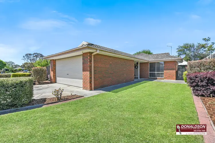 16 Forrester Walk, Narre Warren South VIC 3805