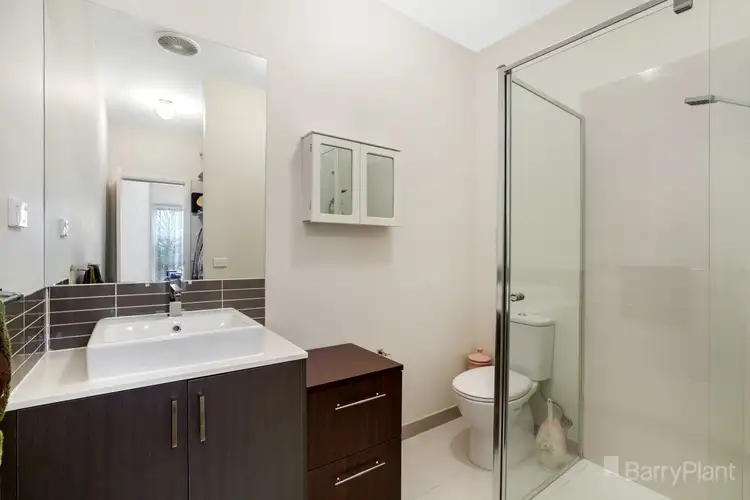 Fifth view of Homely unit listing, 2/11 Raglan Street, Wallan VIC 3756