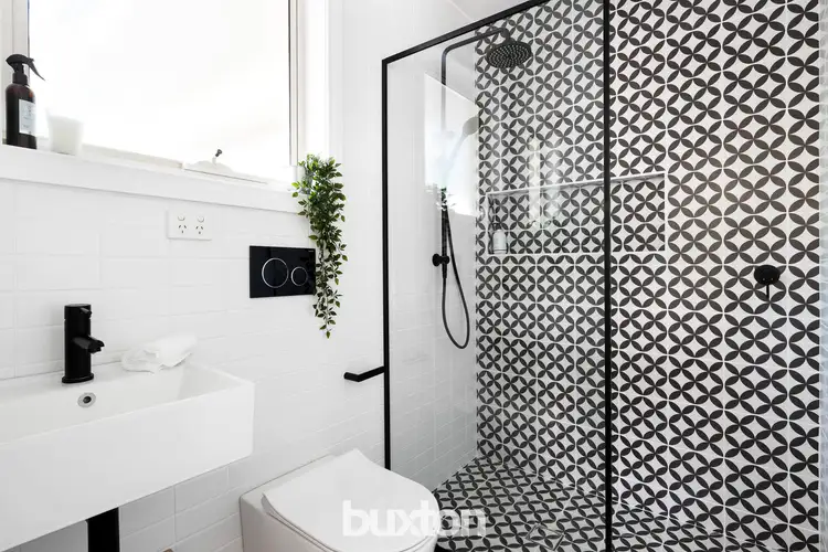 Fifth view of Homely unit listing, 2/13 Binalong Avenue, Chadstone VIC 3148