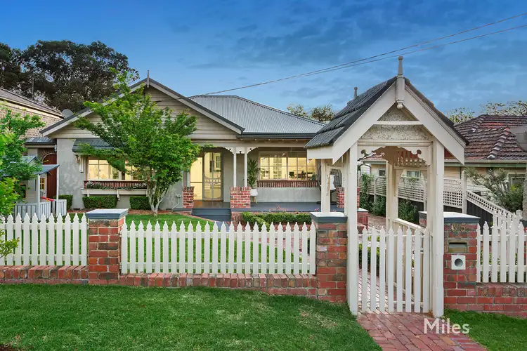 35 Brassey Avenue, Rosanna VIC 3084