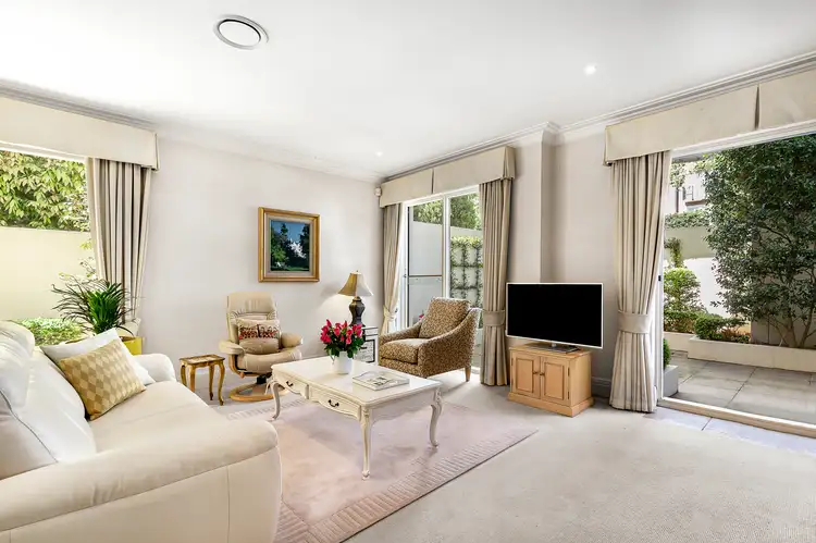 Fourth view of Homely apartment listing, 1/391 Toorak Road, South Yarra VIC 3141
