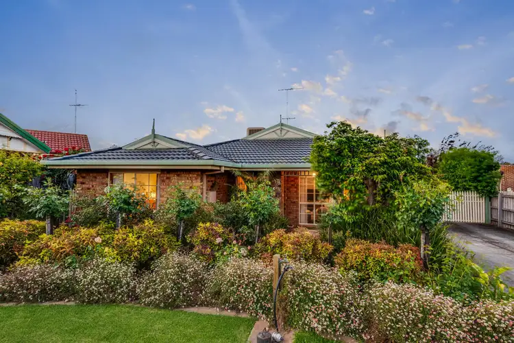 29 Banksia  Place, Grovedale VIC 3216