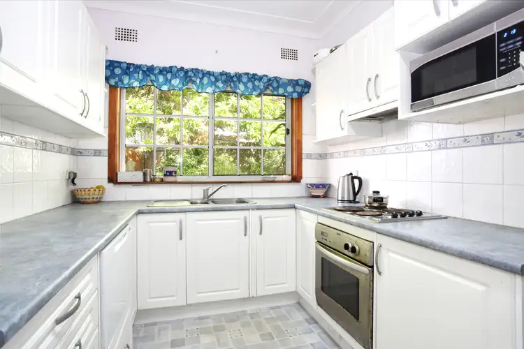 Fifth view of Homely house listing, 10 Egan Place, Beacon Hill NSW 2100