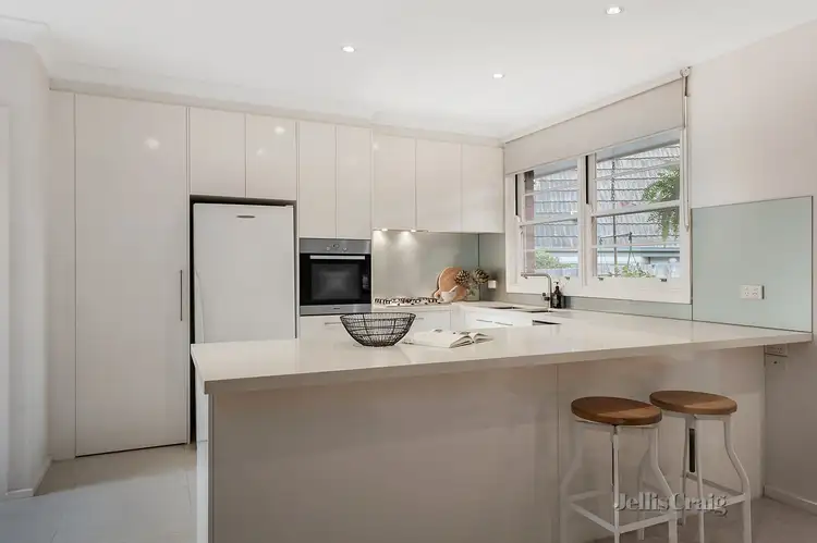 Fifth view of Homely house listing, 18 Rockaway Drive, Viewbank VIC 3084