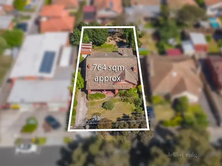 Second view of Homely house listing, 4 Newham Grove, Ormond VIC 3204