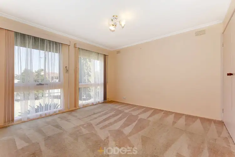 Sixth view of Homely house listing, 13 Somerset Close, Werribee VIC 3030