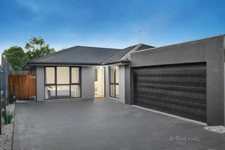 2/99 Marlborough Street, Bentleigh East VIC 3165
