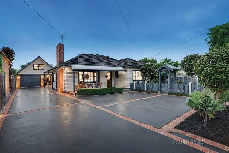 42 Shawlands Avenue, Blackburn South VIC 3130