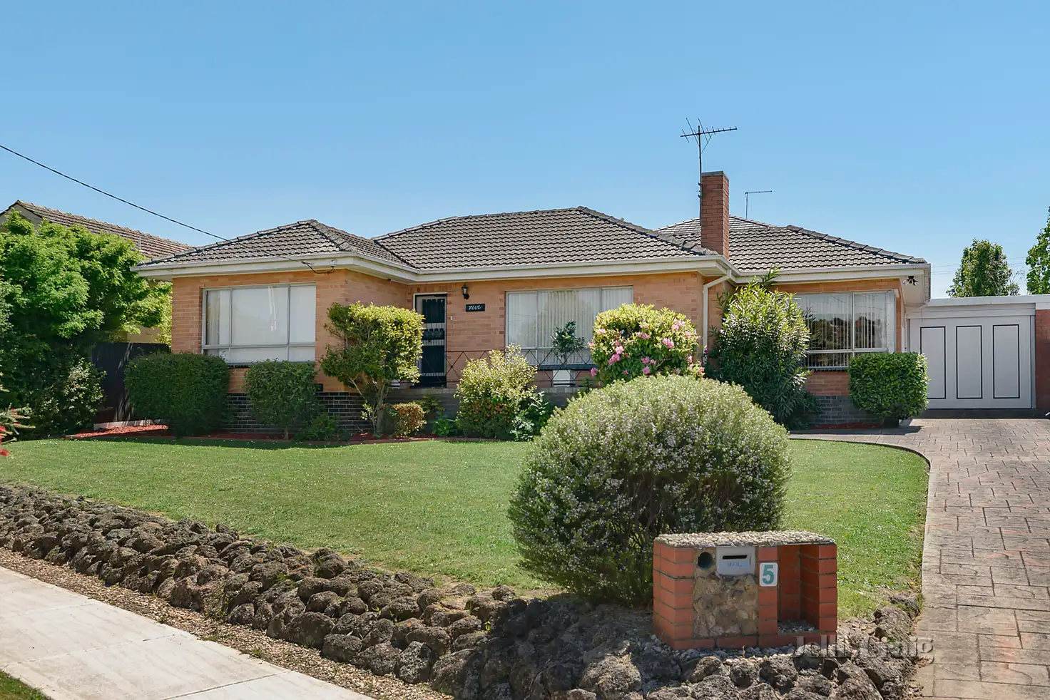Main view of Homely house listing, 5 Hamilton Avenue, Blackburn VIC 3130