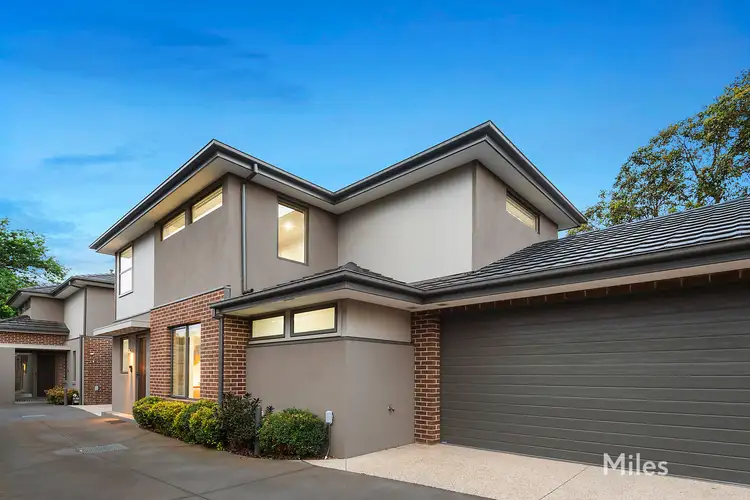 Main view of Homely townhouse listing, 2/8 Prospect Road, Rosanna VIC 3084