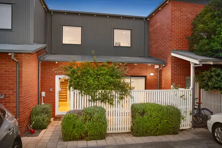8/13 Blackwood Street, Yarraville VIC 3013