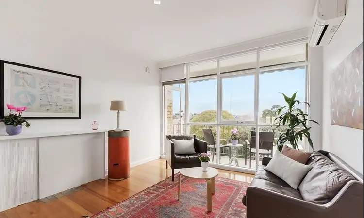 Third view of Homely apartment listing, 10/26 Hawthorn Glen, Hawthorn VIC 3122