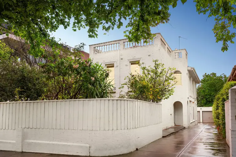 3 Irving Road, Toorak VIC 3142