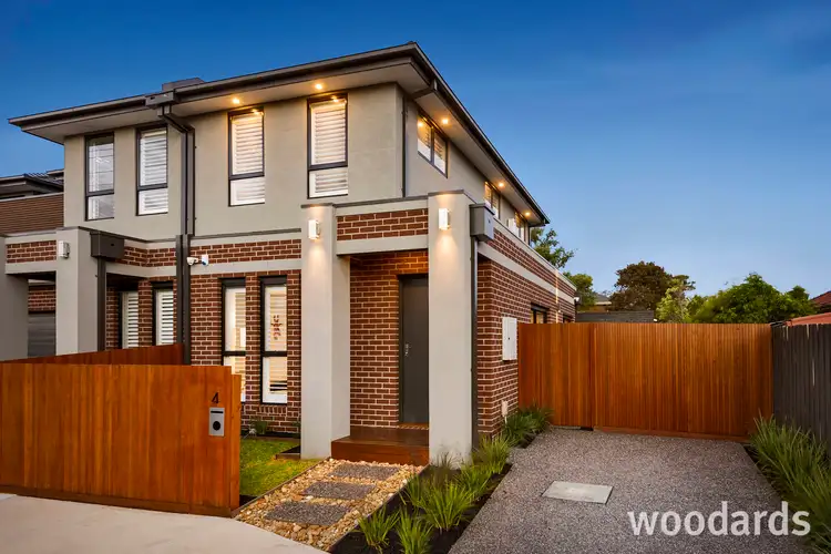4 Foster Street, Mckinnon VIC 3204