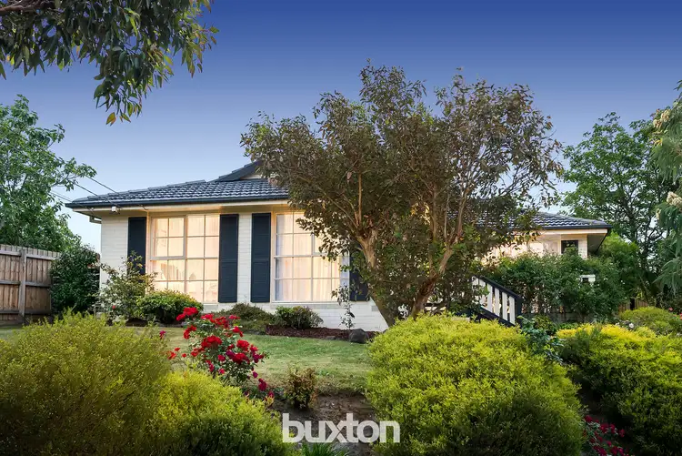 15 Gillon Court, Oakleigh VIC 3166