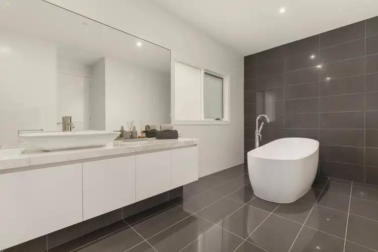 Fifth view of Homely house listing, 8 View Point, Kew VIC 3101