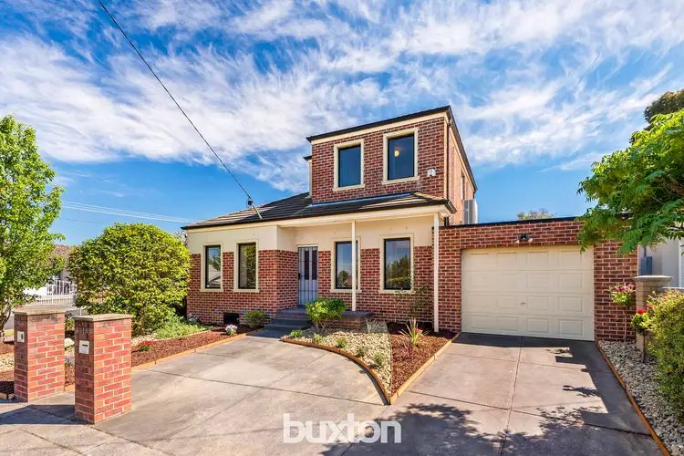 1 Springfield Avenue, Clayton South VIC 3169