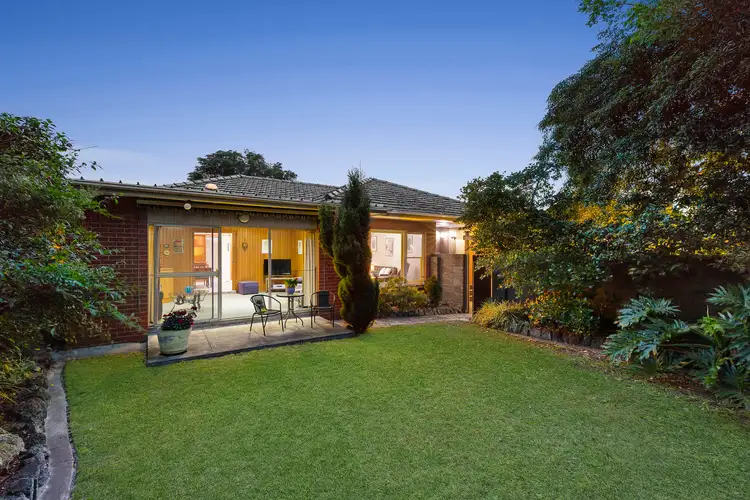 10 Theresa Street, Bentleigh VIC 3204