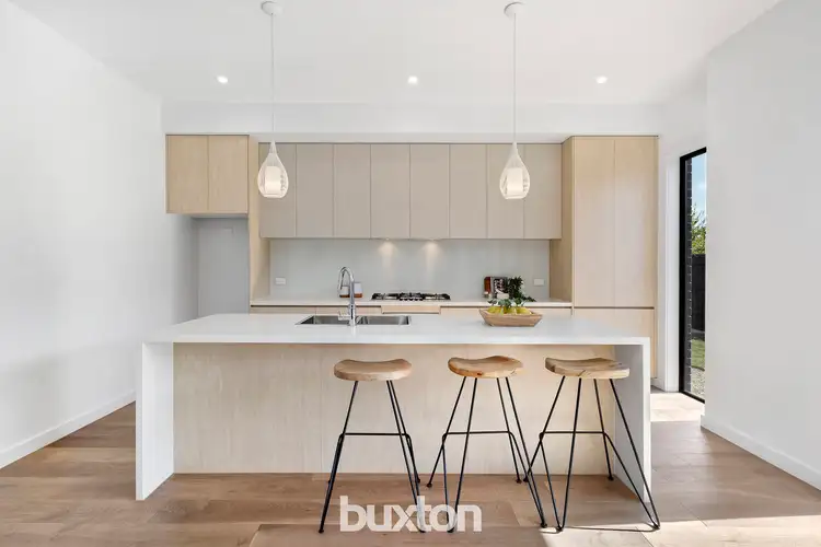 Fourth view of Homely townhouse listing, 2/5 McLaren Street, Mount Waverley VIC 3149