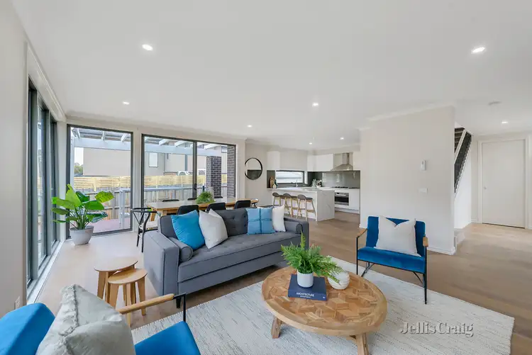 Fifth view of Homely townhouse listing, 2/42 Linlithgow Street, Mitcham VIC 3132