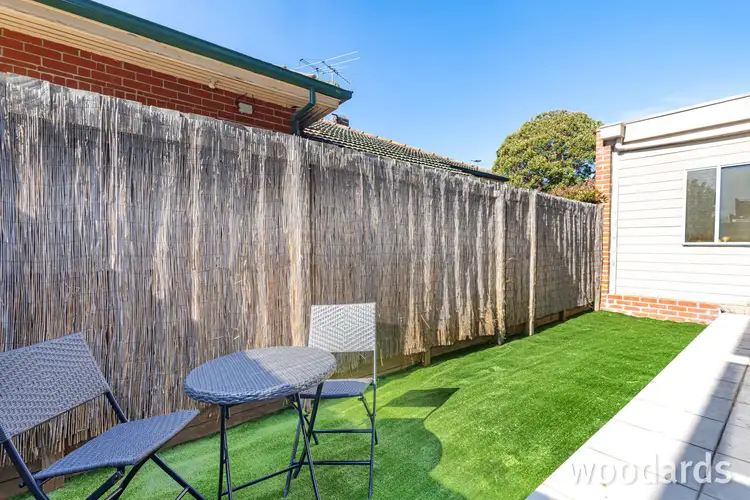 Third view of Homely apartment listing, 2/225 Koornang Road, Carnegie VIC 3163