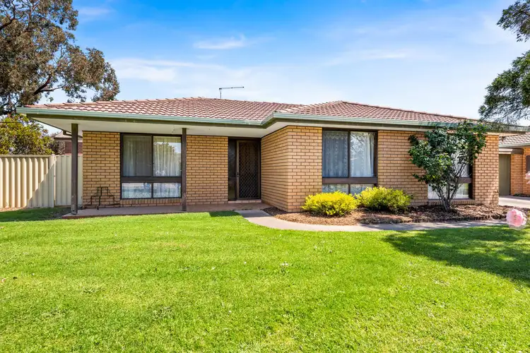 1/23 Main  Street, Nar Nar Goon VIC 3812