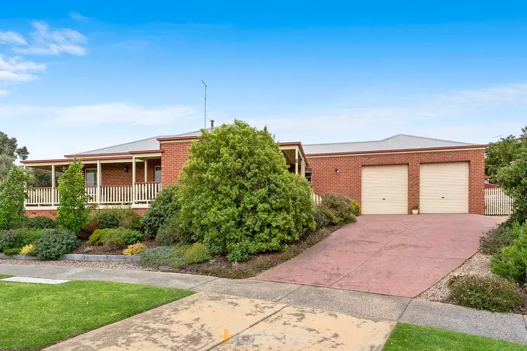 4 Viewbay Drive, Leopold VIC 3224