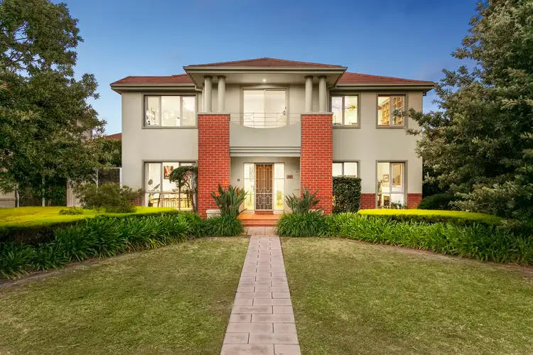 104 Beach Street, Port Melbourne VIC 3207
