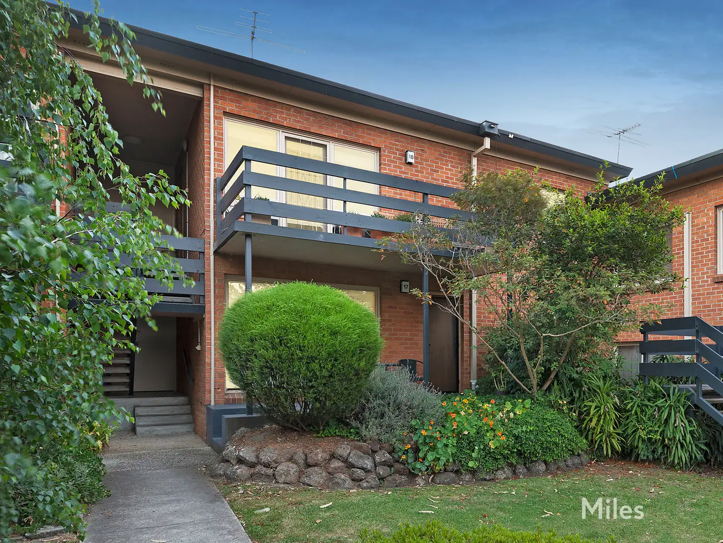 Main view of Homely apartment listing, 18/127 Hawdon Street, Heidelberg VIC 3084