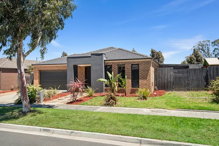 15 Sanctum Circuit, Doreen VIC 3754
