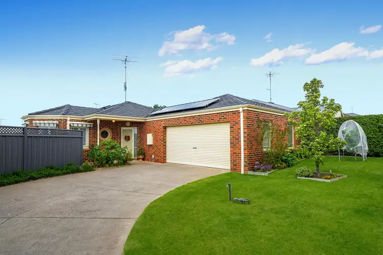19 Huon Crescent, Leopold VIC 3224