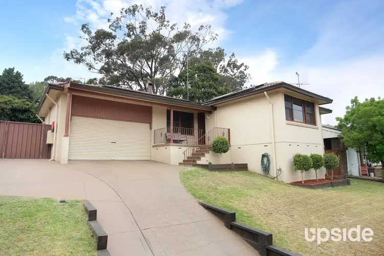 26 Kooloona Crescent, Bradbury NSW 2560