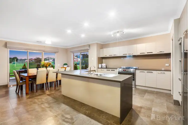 16 Cavallo Crescent, Hidden Valley VIC 3756